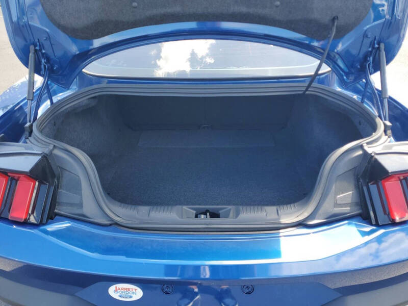 2024 Ford Mustang EcoBoost Premium
