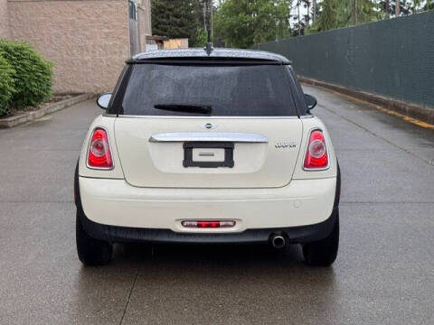 2011 MINI Cooper