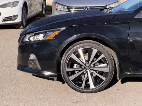 2021 Nissan Altima 2.5 SR