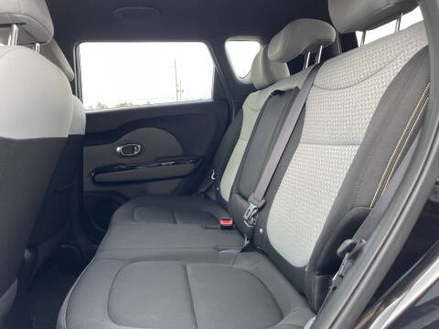 2014 Kia Soul +