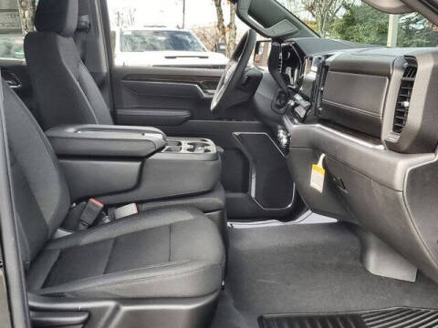 2026 GMC Sierra 1500 Elevation Standard