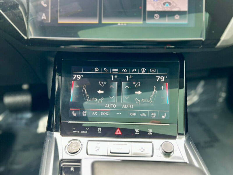 2024 Audi Q8 e-tron quattro Prestige