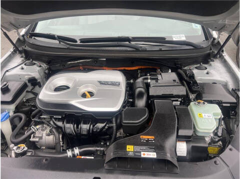 2018 Hyundai Sonata Hybrid SE