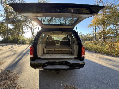 2004 Cadillac Escalade