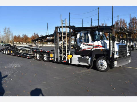 2019 Freightliner 114 SD