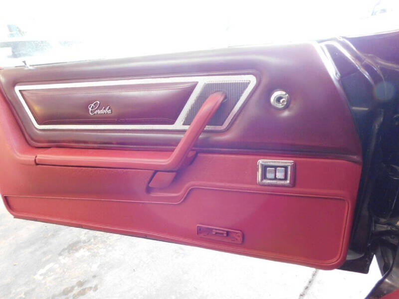 1977 CRYSLER CORDOBA