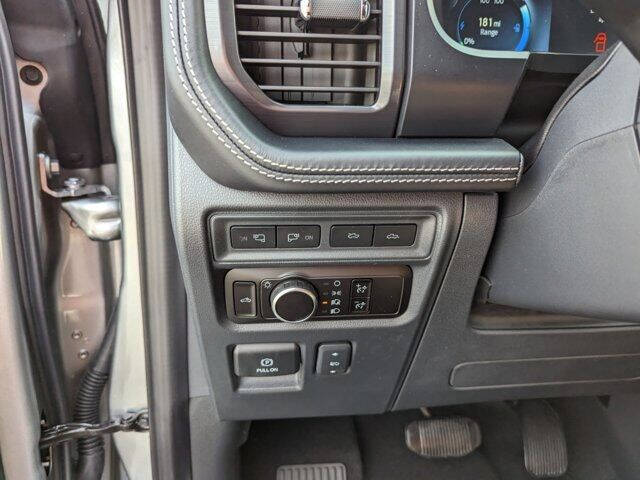 2023 Ford F-150 Lightning Platinum