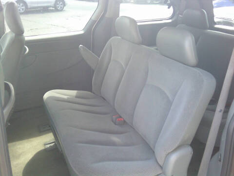 2006 Dodge Caravan SE