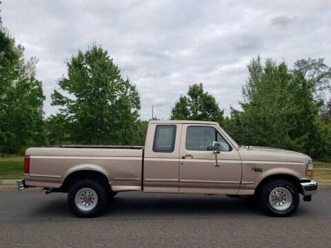 1993 Ford F-150 for sale at CLEAR CHOICE AUTOMOTIVE in Milwaukie OR