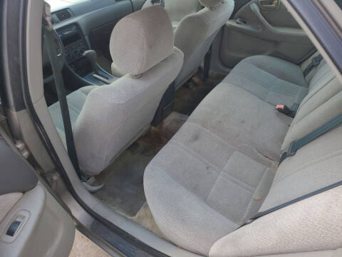 2001 Toyota Camry LE