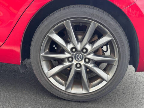 2018 Mazda MAZDA3 Touring