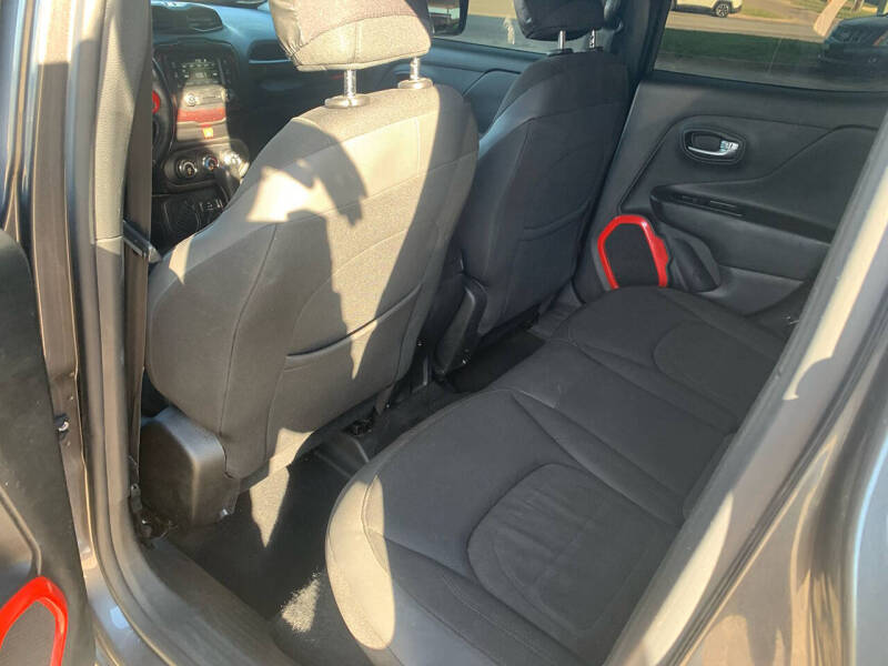 2017 Jeep Renegade Altitude