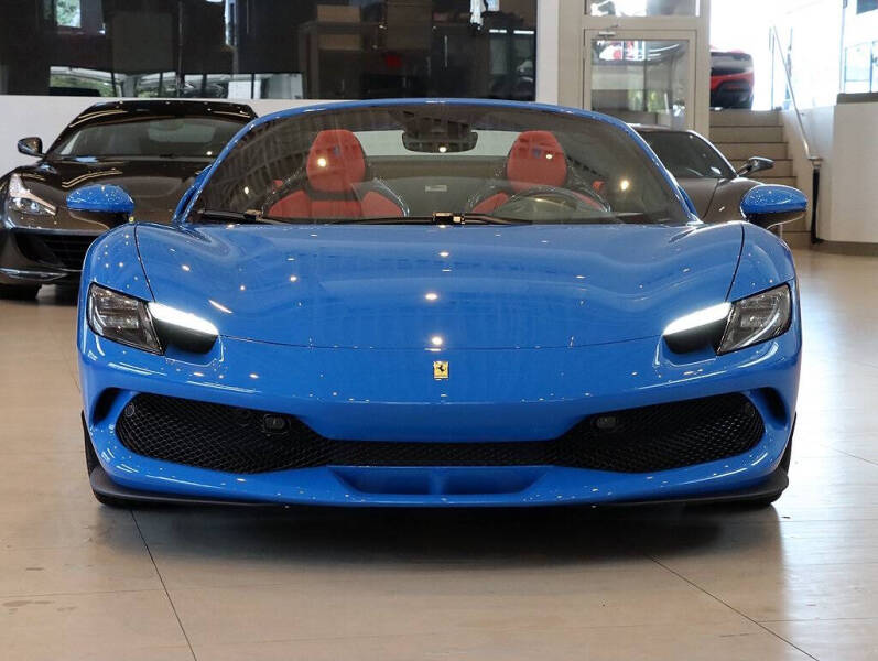 2024 Ferrari 296 GTS