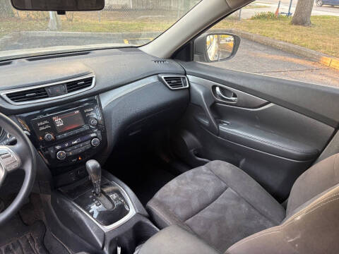 2015 Nissan Rogue SV