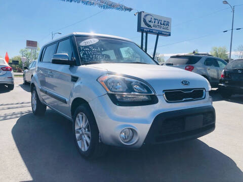 2012 Kia Soul for sale at J. Tyler Auto LLC in Evansville IN