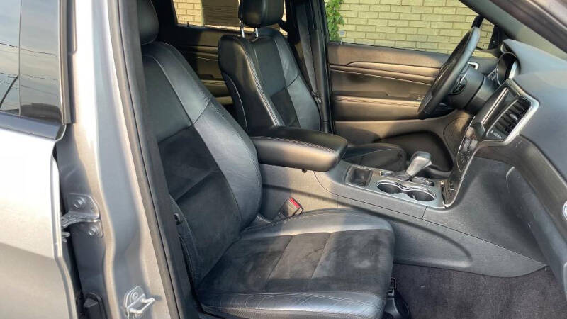 2017 Jeep Grand Cherokee Laredo