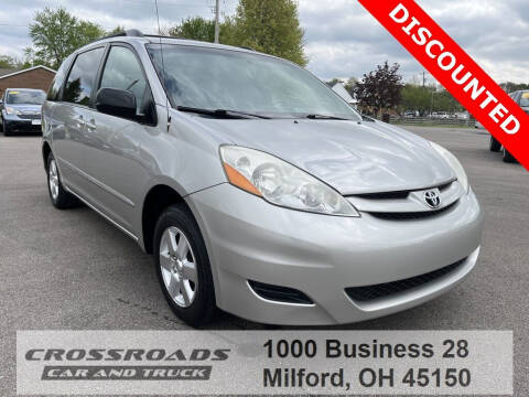 2006 Toyota Sienna for sale at Crossroads Car & Truck in Milford OH