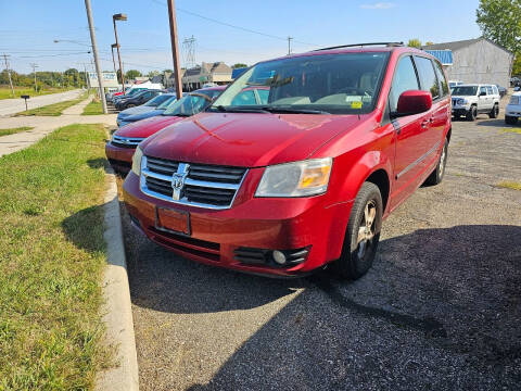 2008 Dodge Grand Caravan for sale at RIDE NOW AUTO SALES INC in Medina OH