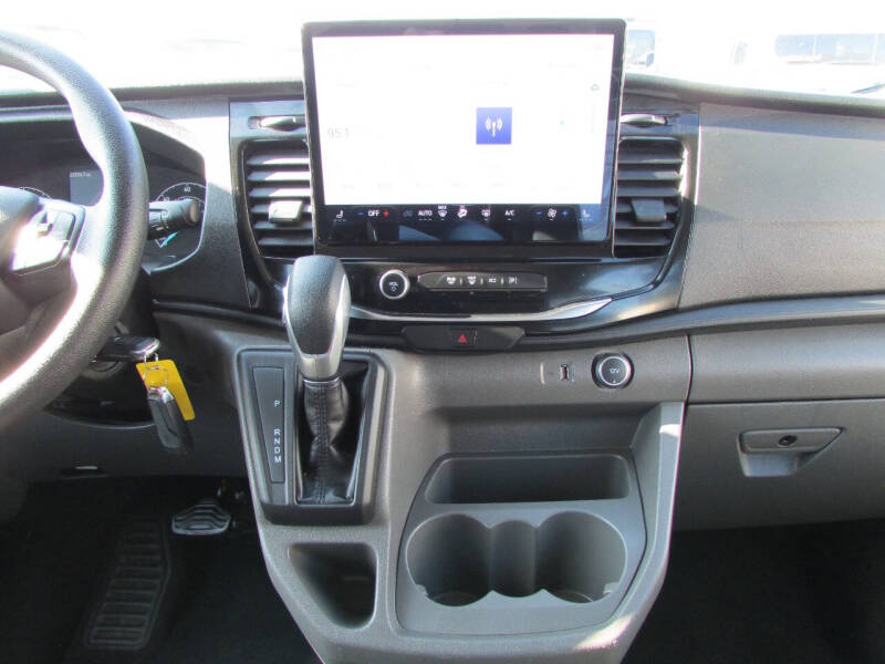 2023 Ford Transit 350 XLT