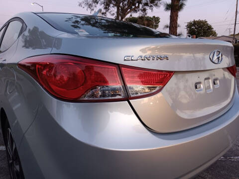 2012 Hyundai Elantra GLS