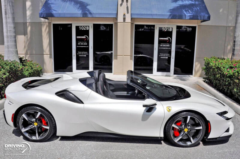 2024 Ferrari SF90 Spider