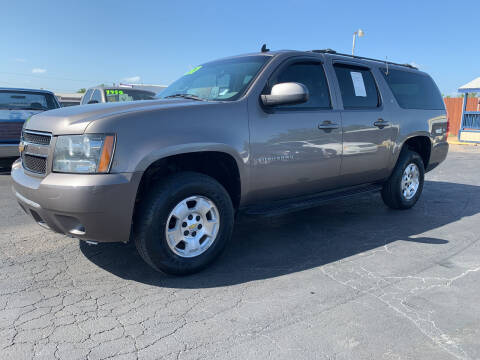 2011 Chevrolet Suburban for sale at AJOULY AUTO SALES in Moore OK