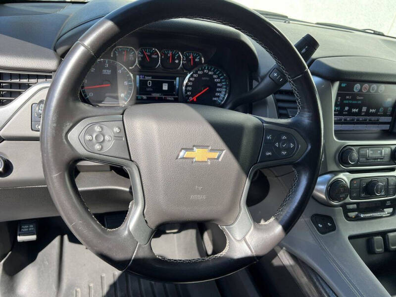 2019 Chevrolet Suburban LT