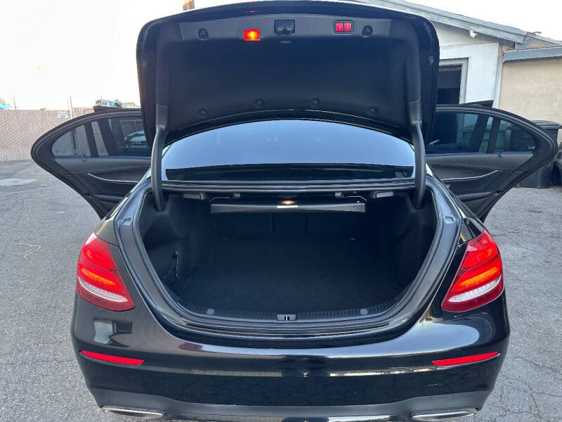 2019 Mercedes-Benz E-Class E 300