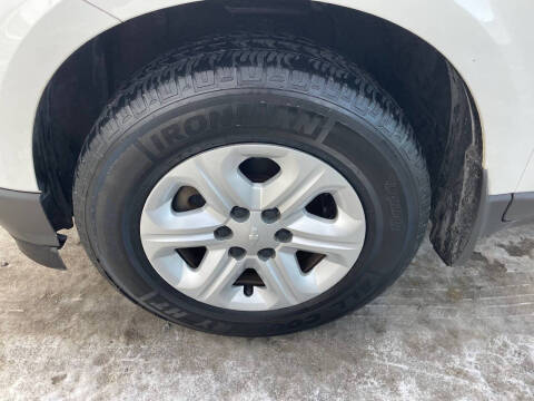 2011 Chevrolet Traverse LS