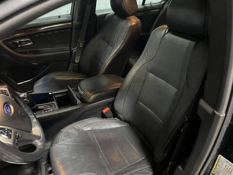 2015 Ford Taurus Limited