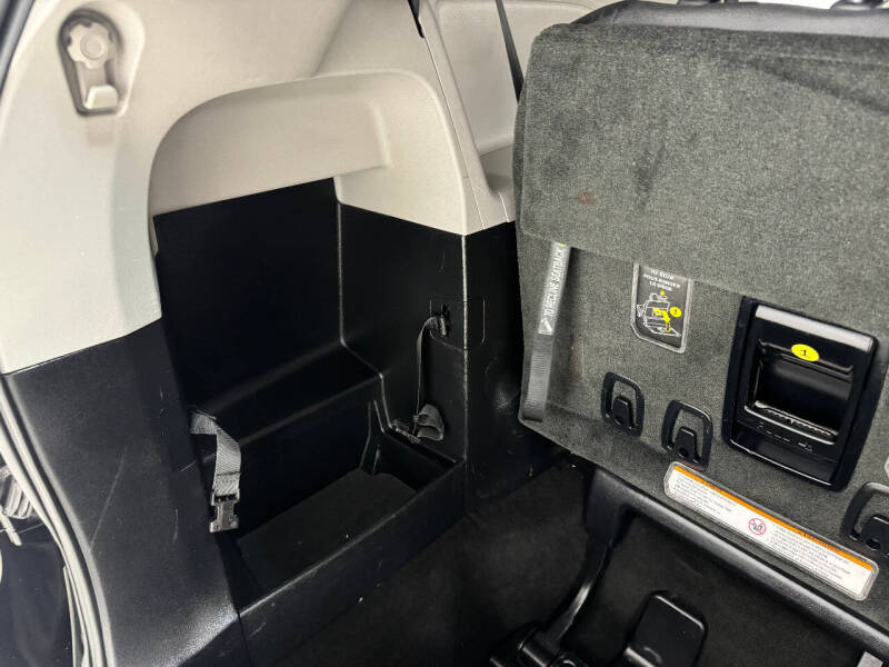 2018 Toyota Sienna SE Premium 8-Passenger