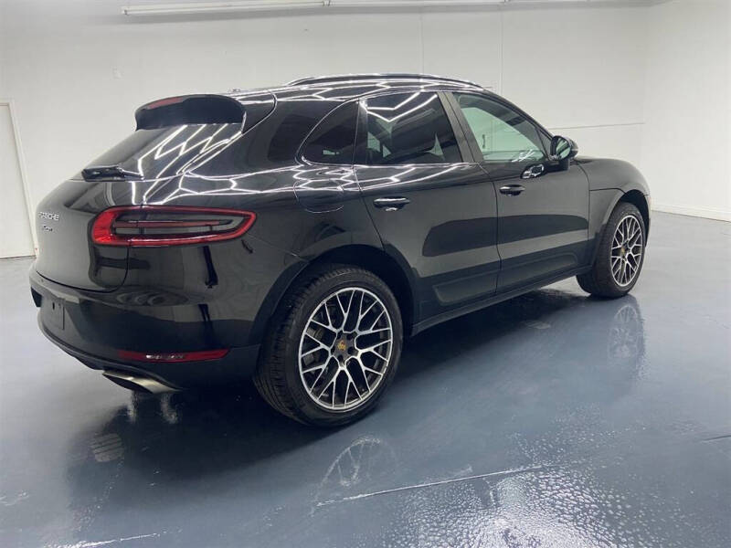 2018 Porsche Macan