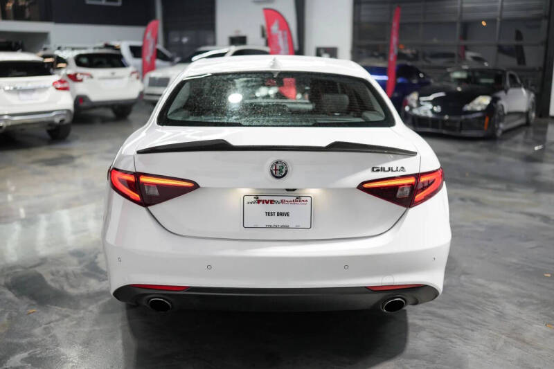 2017 Alfa Romeo Giulia