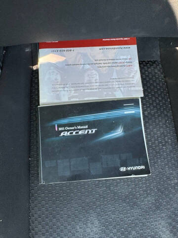 2011 Hyundai Accent GL