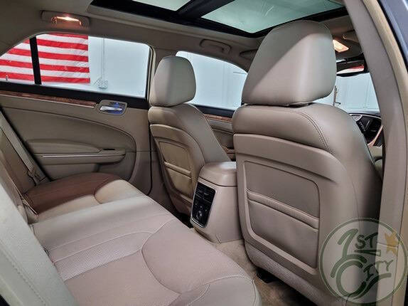 2012 Chrysler 300 Limited