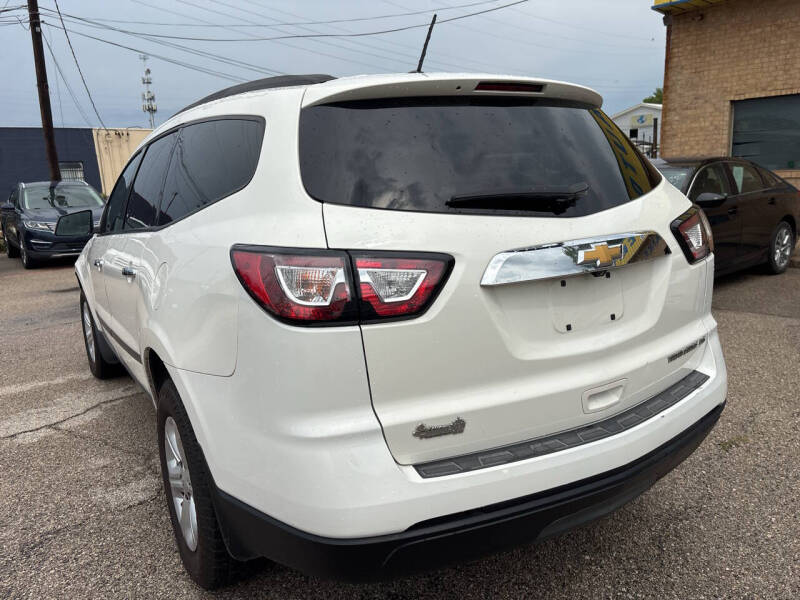2013 Chevrolet Traverse LS