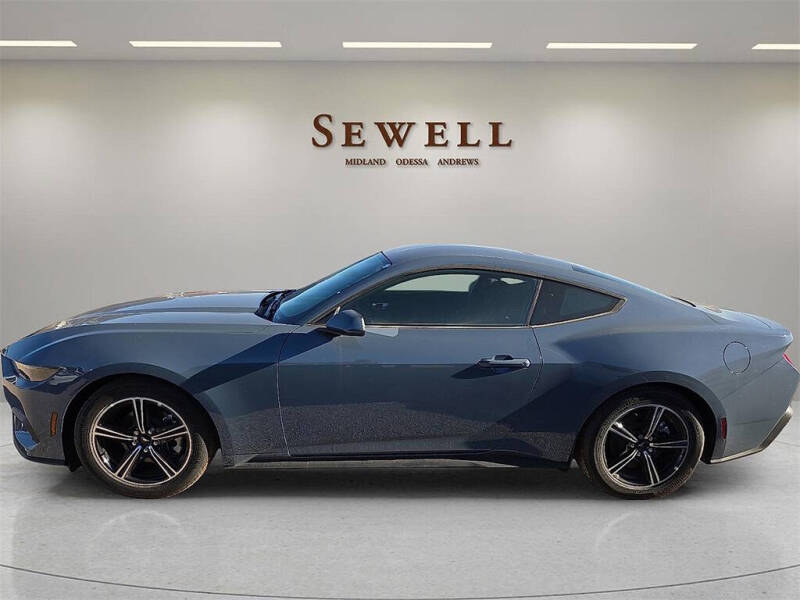 2025 Ford Mustang EcoBoost