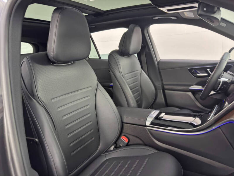 2025 Mercedes-Benz GLC GLC 300