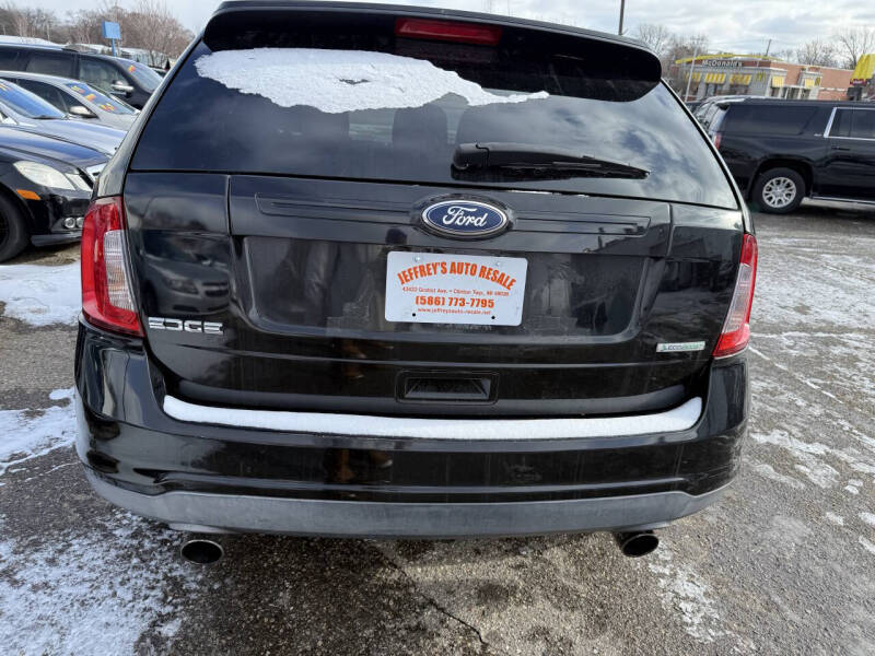 2012 Ford Edge SE's photo
