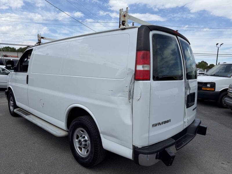 2017 GMC Savana 2500