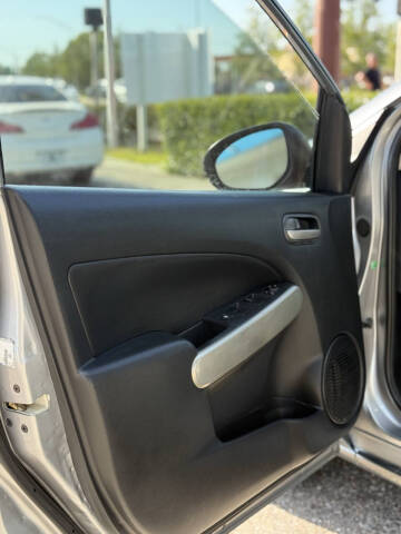 2014 Mazda MAZDA2 Sport