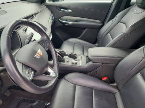 2023 Cadillac XT4 Premium Luxury