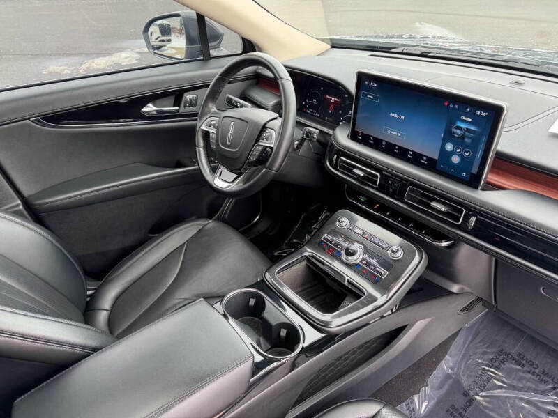 2022 Lincoln Nautilus Reserve