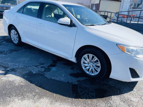 2012 Toyota Camry LE
