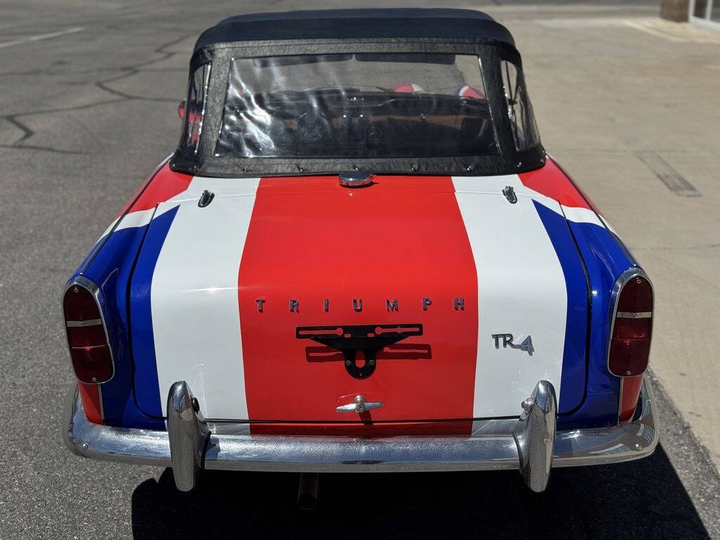 1965 Triumph TR4 9