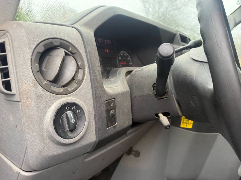 2010 Ford E-Series E-150