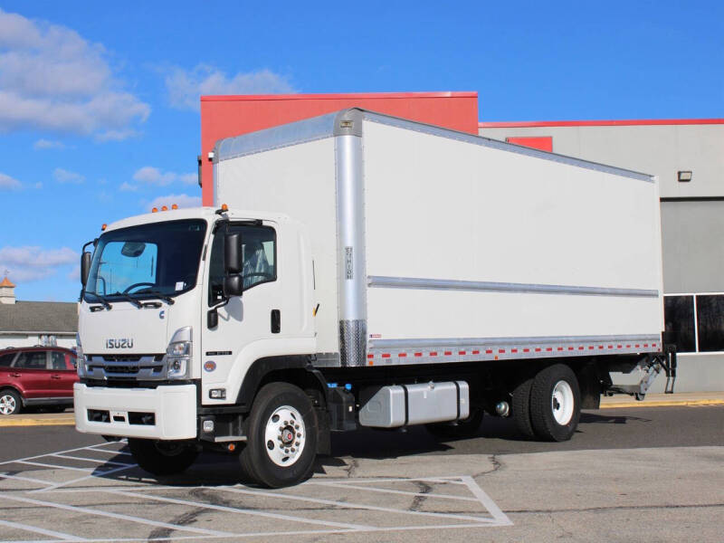 2025 Isuzu FTR