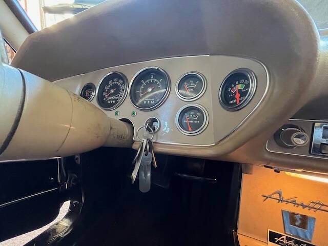 1963 Studebaker Avanti