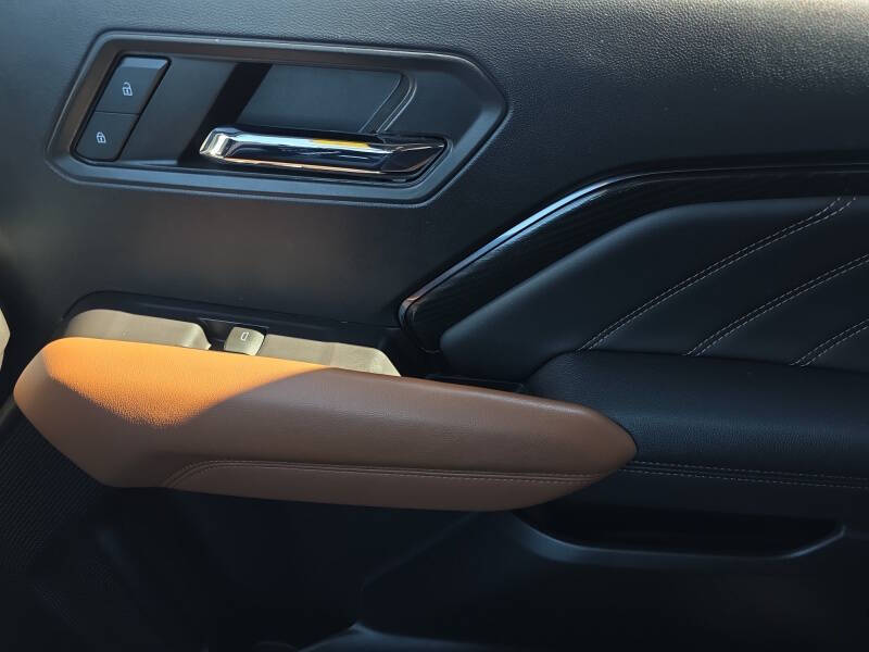 2023 GMC Canyon AT4