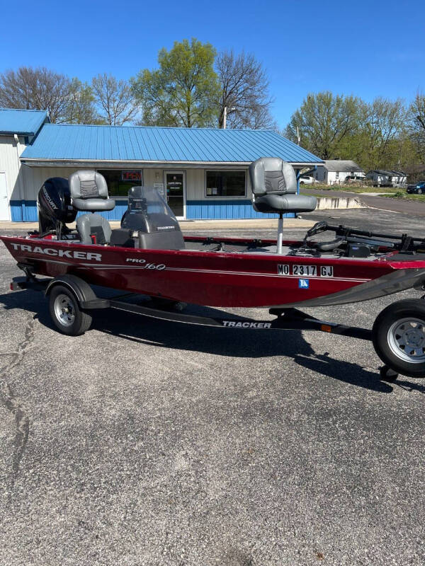 2019 Tracker PRO 160